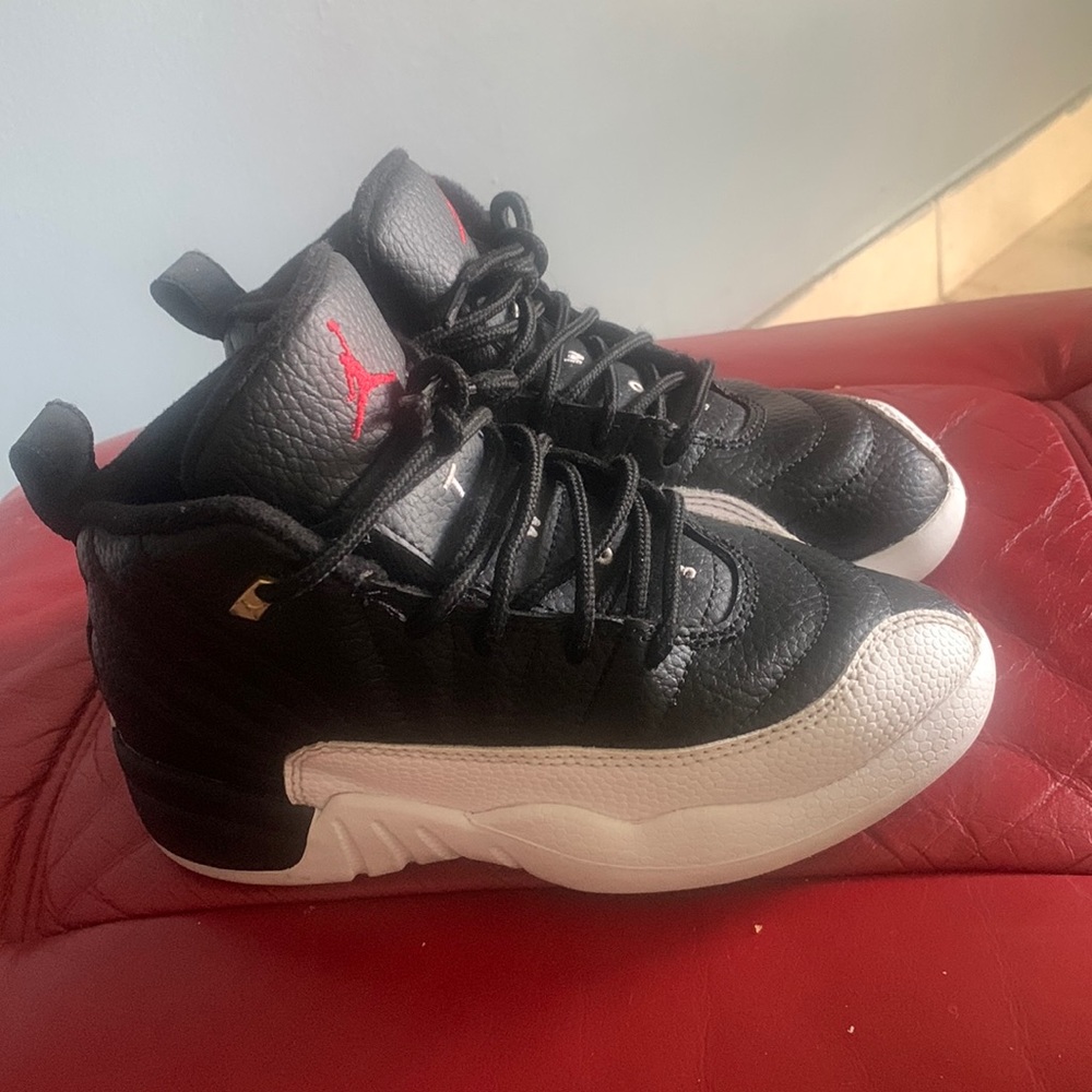 Well kept Jordan 12’s